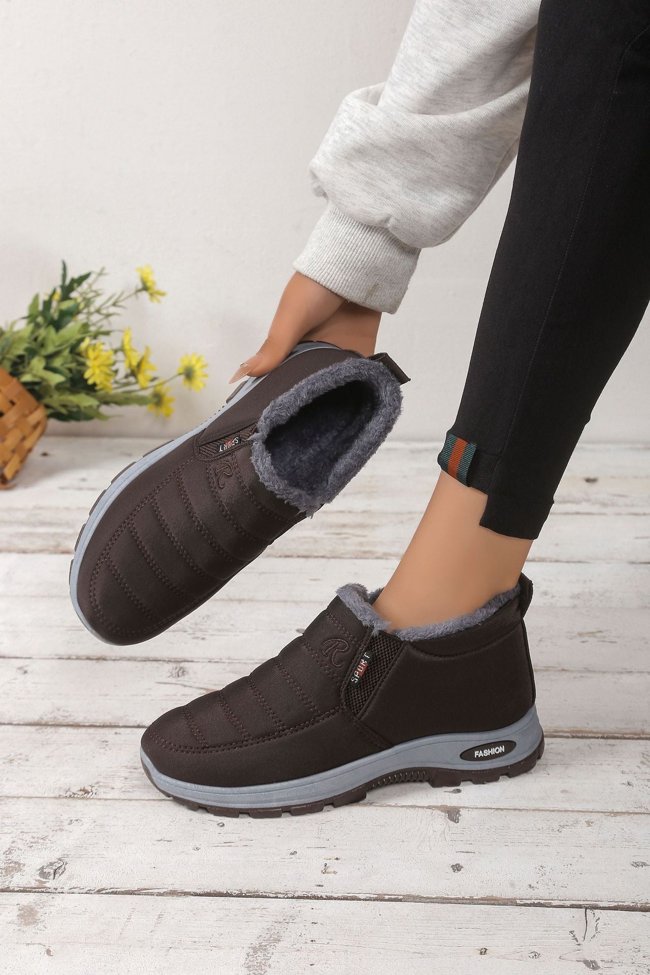 🔥【Špeciálna 50% zľava】【35-48】Unisex zimné čižmy s plyšovou podšívkou - teplé, pohodlné a protišmykové do chladného počasia