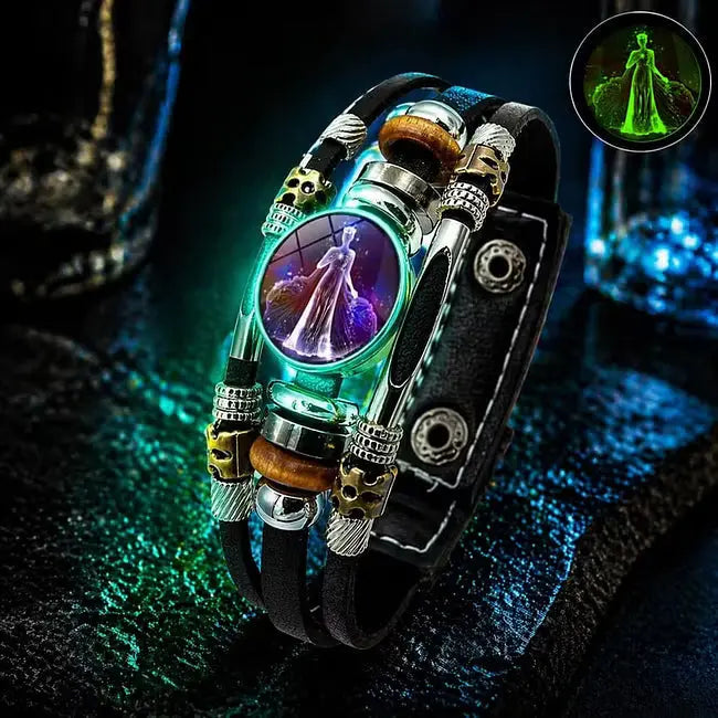 🌙 Świecąca skórzana bransoletka z symbolem zodiaku – 3-warstwowy pleciony, regulowana długość, unisex 💫✨