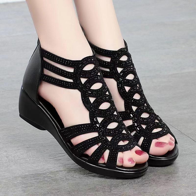 🔥👡【Ofertă specială】【35-42】Sandale de damă noi, la modă, în culori solide – Stil modern 2025 🌟 Confort și eleganță pentru vară 💃✨【Stoc limitat】