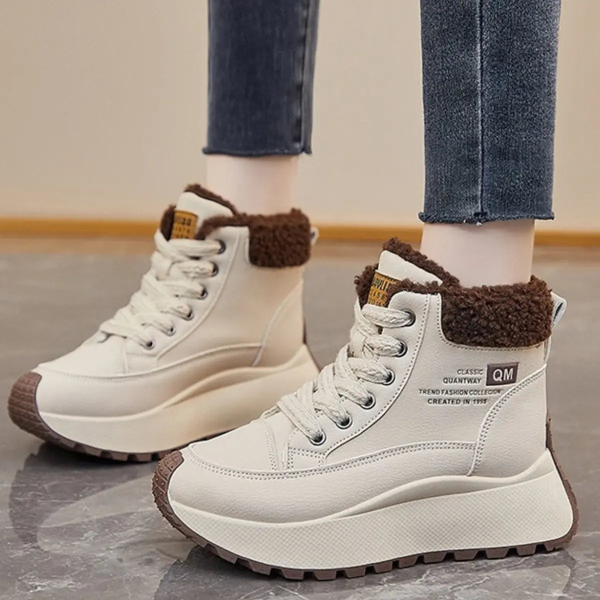 🔥【Promocja sezonowa -50%】🥰 Damskie zimowe buty sportowe wysokie, ocieplane