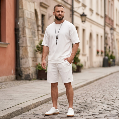 🔥【Nowość✨】【Koszulka + spodenki】Męski, oddychający zestaw sportowy, stylowy i swobodny, idealny na lato.