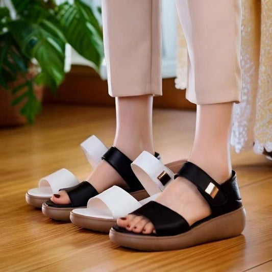 🔥🥰【35–40】✨2025 nové pohodlné sandály na klínku 👡 s měkkou a protiskluzovou podrážkou 🧸 vhodné na každodenné nosenie