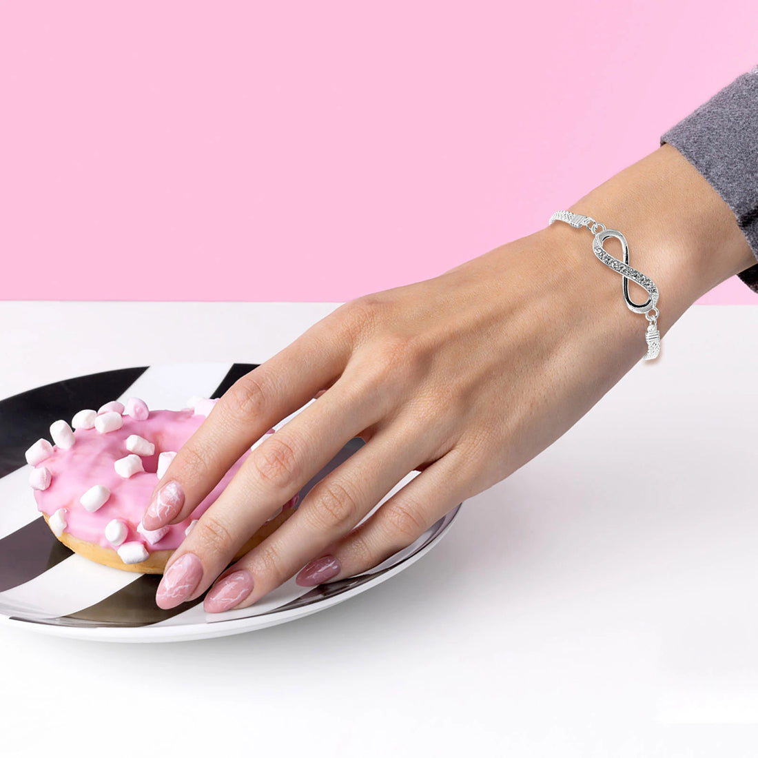 ✨🎁【Compra uno, llévate otro gratis】【2 pulseras】Pulsera de la suerte para mujer – Plata 925, elegante y de calidad