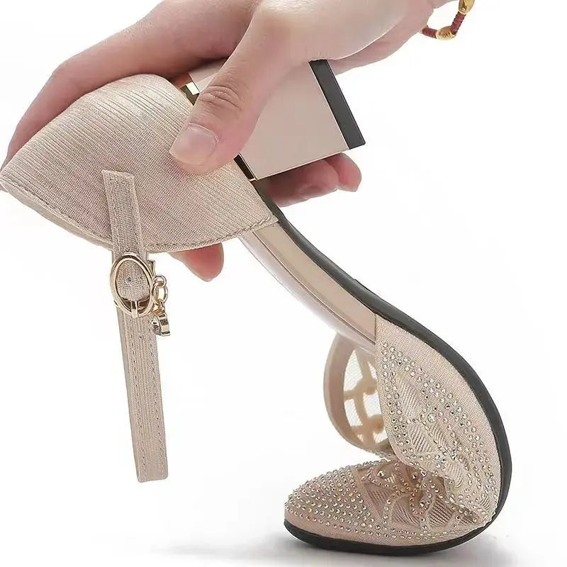 😍【35–40】Damskie eleganckie sandały w stylu francuskim na niskim obcasie – nowość ✨