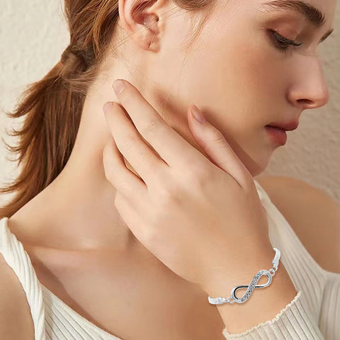 ✨🎁【Compra uno, llévate otro gratis】【2 pulseras】Pulsera de la suerte para mujer – Plata 925, elegante y de calidad