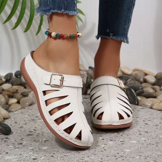 👡 Letné šľapky z pravej hovädzej kože – perforovaný dizajn so zapínaním na suchý zips, anatomická podrážka znižujúca únavu, 5 farieb, veľkosti 36–43 ☀️✨