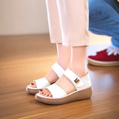 🔥🥰【35–40】✨2025 nové pohodlné sandály na klínku 👡 s měkkou a protiskluzovou podrážkou 🧸 vhodné na každodenné nosenie