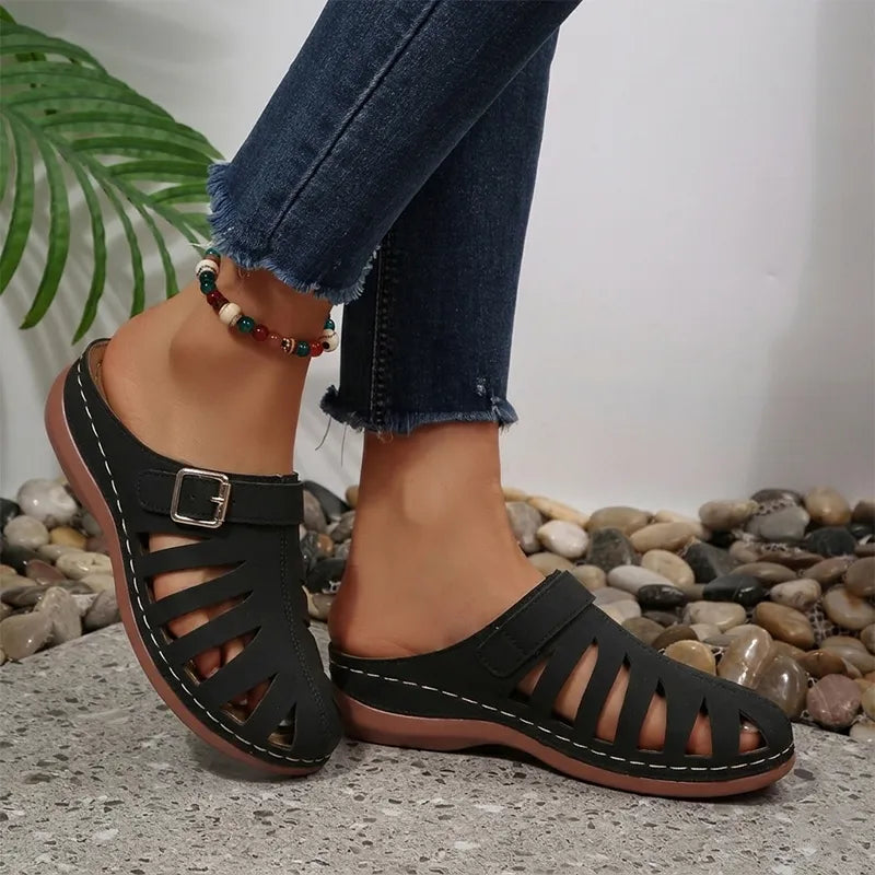 👡 Letnie klapki z naturalnej skóry bydlęcej – ażurowy design z zapięciem na rzep, anatomiczna podeszwa zmniejszająca zmęczenie, 5 kolorów, rozmiary 36–43 ☀️✨