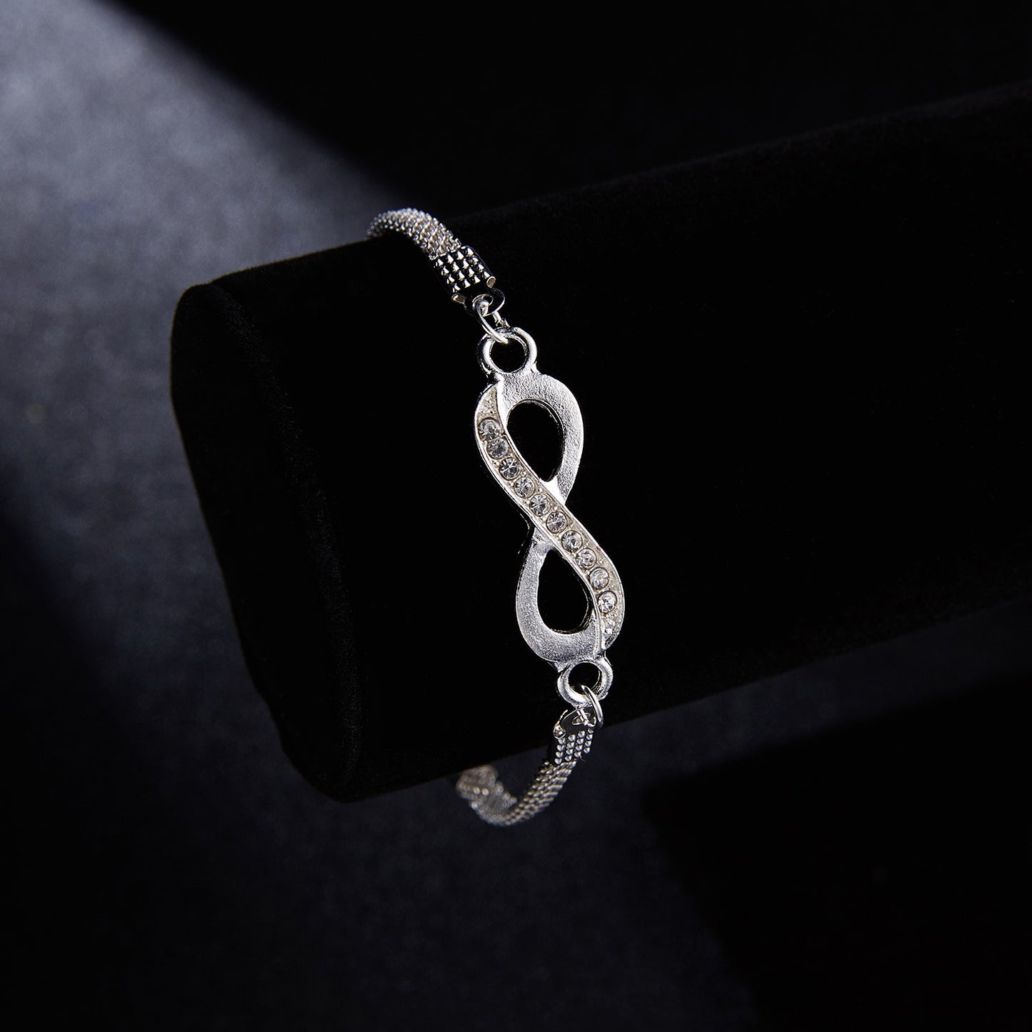 ✨🎁【Compra uno, llévate otro gratis】【2 pulseras】Pulsera de la suerte para mujer – Plata 925, elegante y de calidad