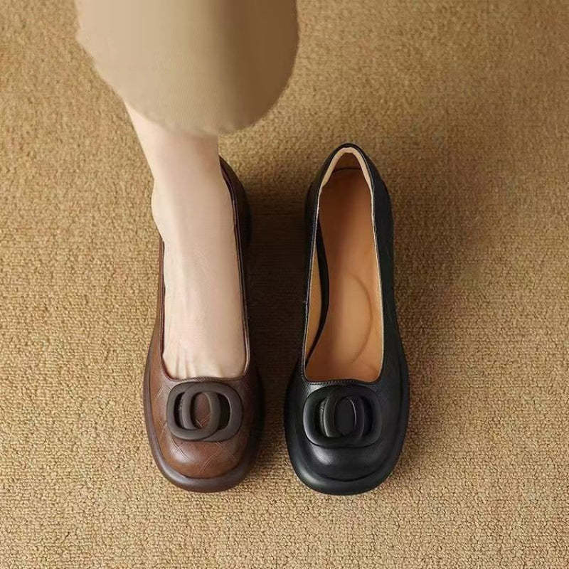 👠【Ограничена оферта】【35-40】2025 Удобни кожени обувки 👠 Ретро ток 5 см 🌟 Елегантни и универсални
