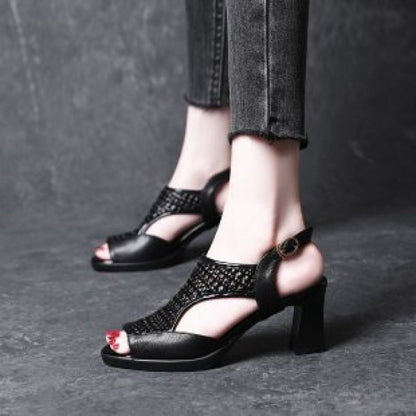 🔥🔥【Promoție limitată】👡【35–40】Sandale de vară 2025 cu toc plat și vârf deschis – talpă groasă, stil pește, toc 5/7 cm