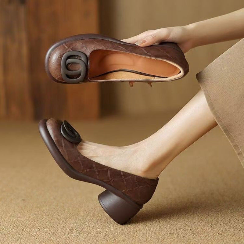 👠【Ограничена оферта】【35-40】2026 Удобни кожени обувки 👠 Ретро ток 5 см 🌟 Елегантни и универсални